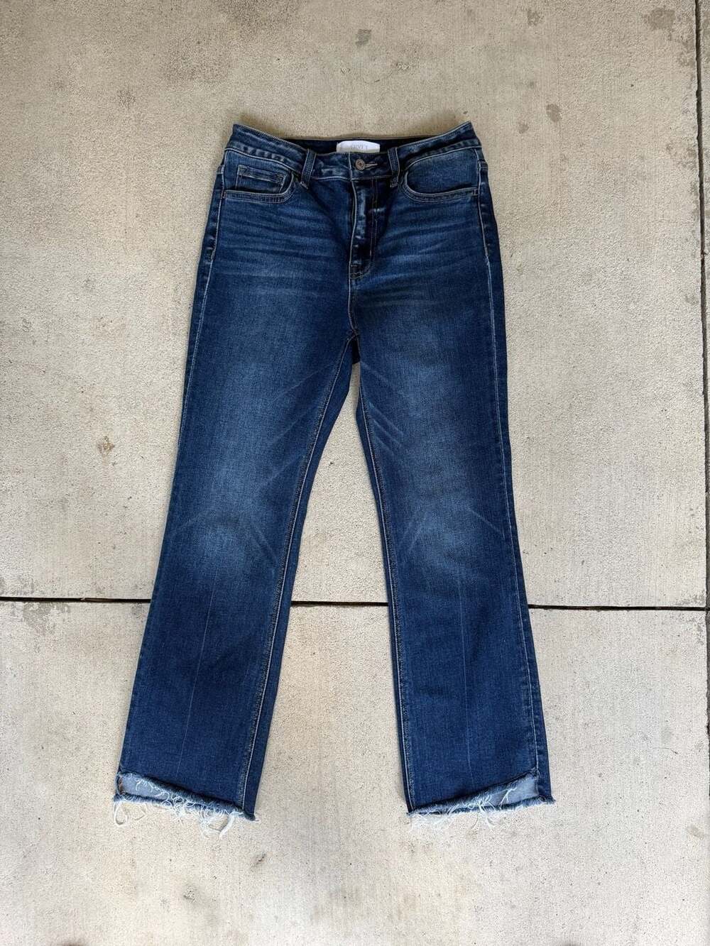 Vervet Blue Dark Wash Raw Hem Cropped Jeans Size 28 T5958